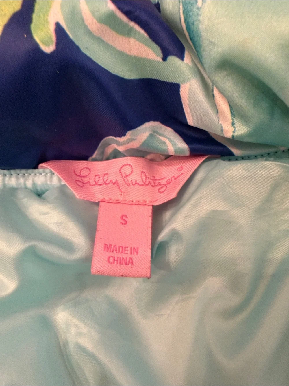 Lilly Pulitzer Puffer Down Jacket Carolena Ikat Blue Island Exotic size Small